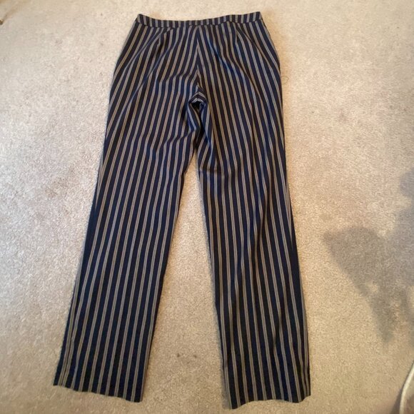 John Meyer Size 12 Ladies Pin striped Suit - Picture 14 of 14